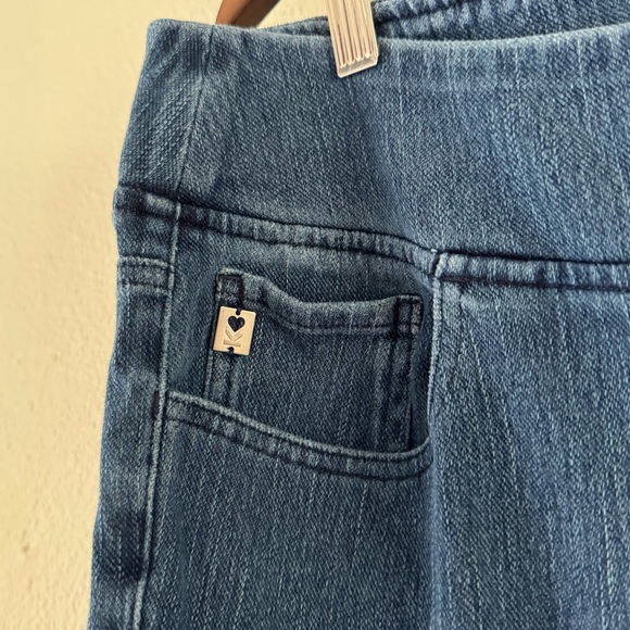 Kim Gravel Belle Flexibelle Pull On Kickity Split Hem Cropped Jean 20W Classic - Picture 6 of 11